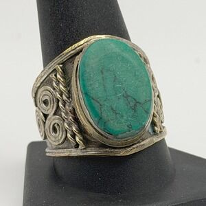 Vintage Artisan Style Silver Tone Green Quartz Statement Ring Size 11